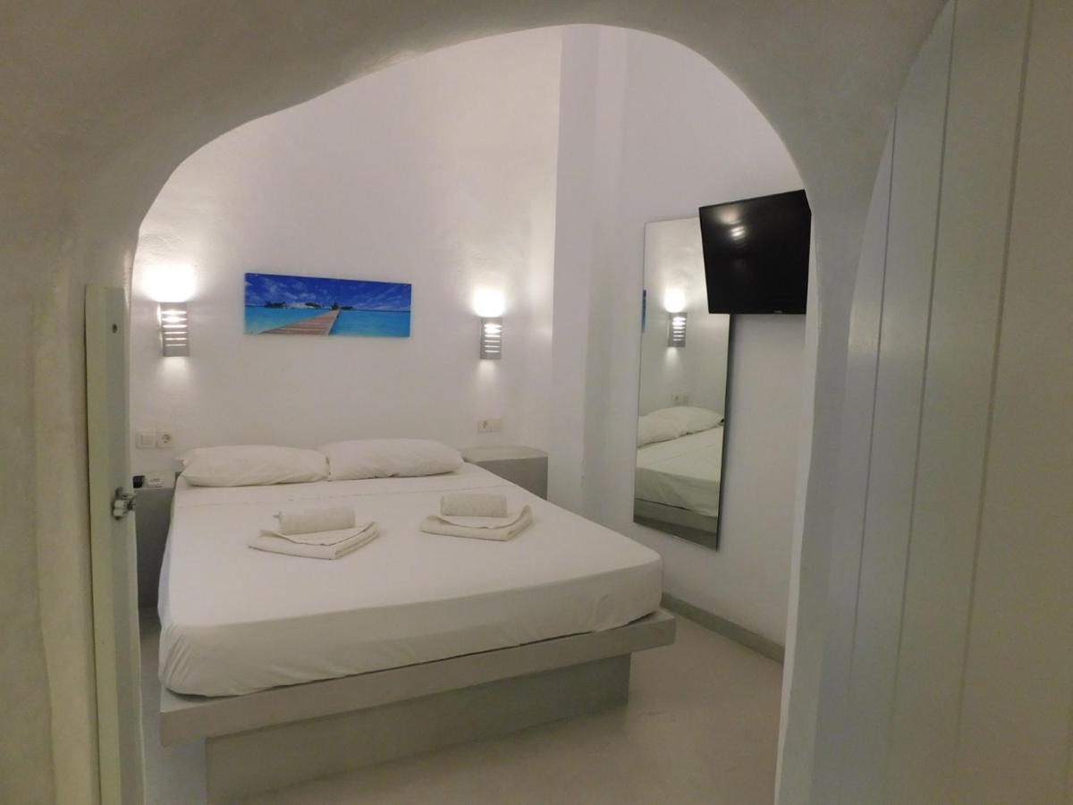 Calm Center Rooms Fira  Esterno foto