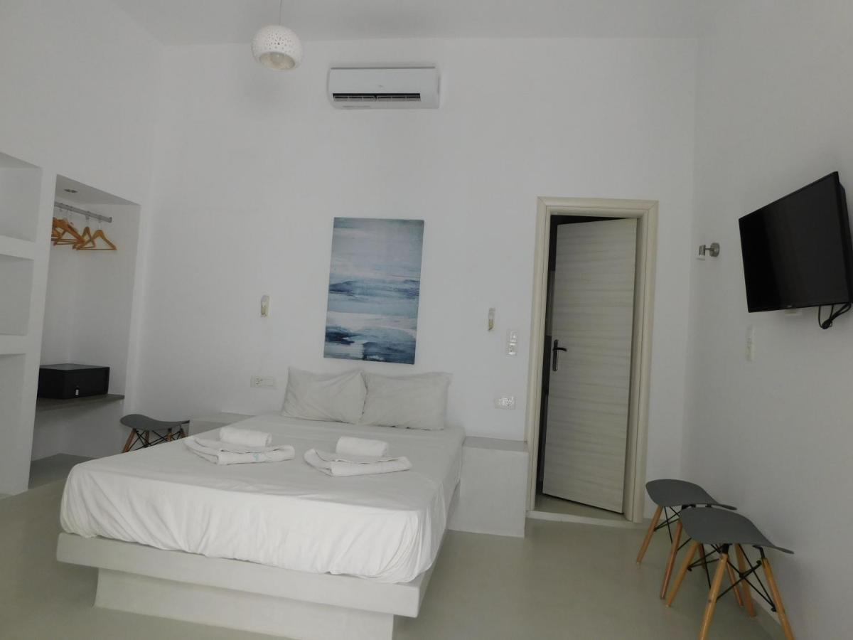 Calm Center Rooms Fira  Esterno foto